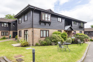 Photo 9- click for photo gallery